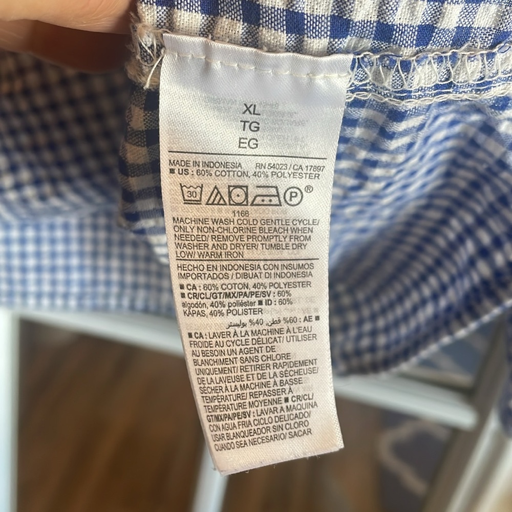 Old Navy ladies peasant blouse- XL - Picture 3 of 4